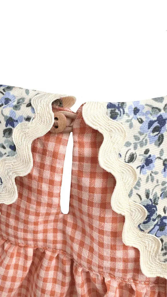 Raindrops on Roses Vestido 