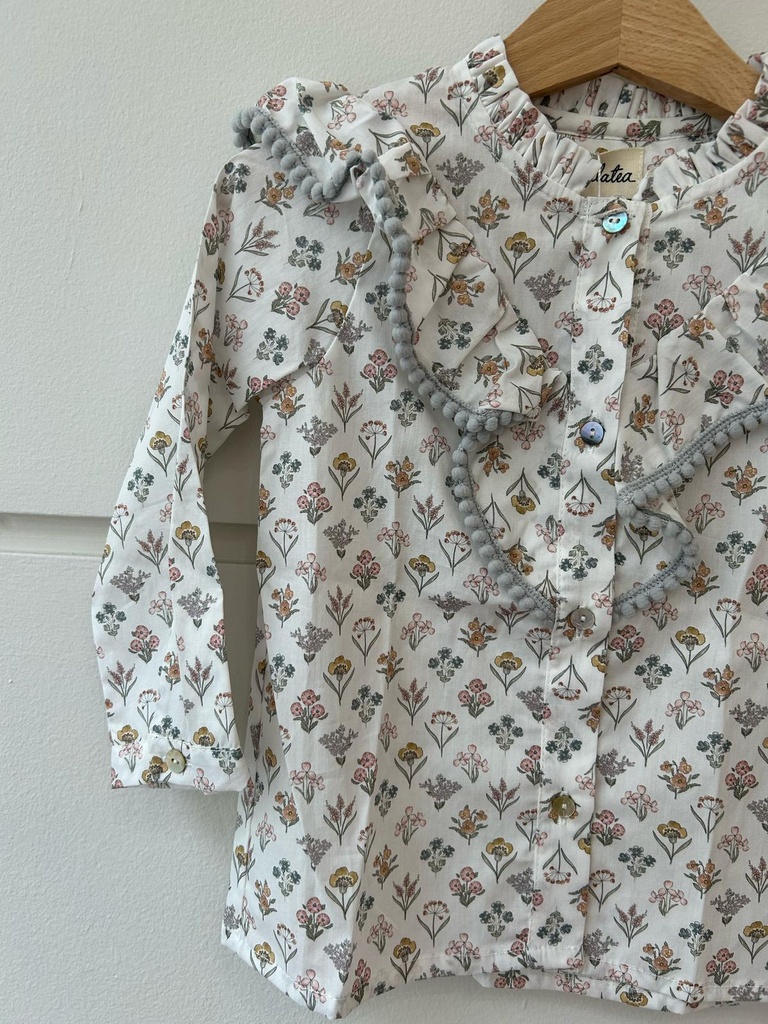 Camisa de flores gris