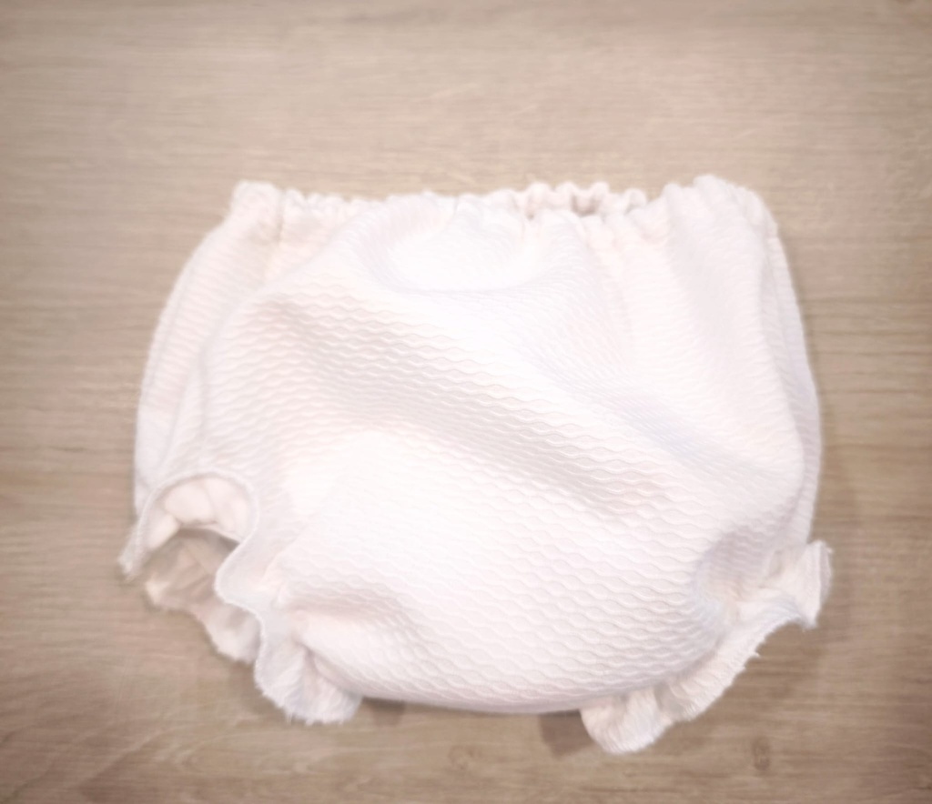 Cubrepañal piqué blanco sombaby