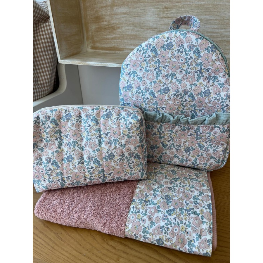 Mochila infantil resinada flor Celia 