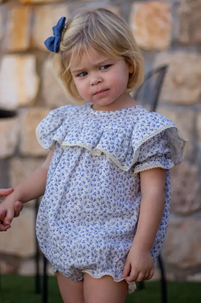 Pelele volantes flores 