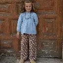 PANTALÓN NIÑA LARGO PALAZZO MICROPANA CACAO FLOR