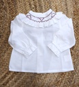 Blusa blanca cuello nido smock