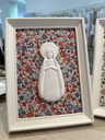 Virgen María enmarcada estampado flores colores